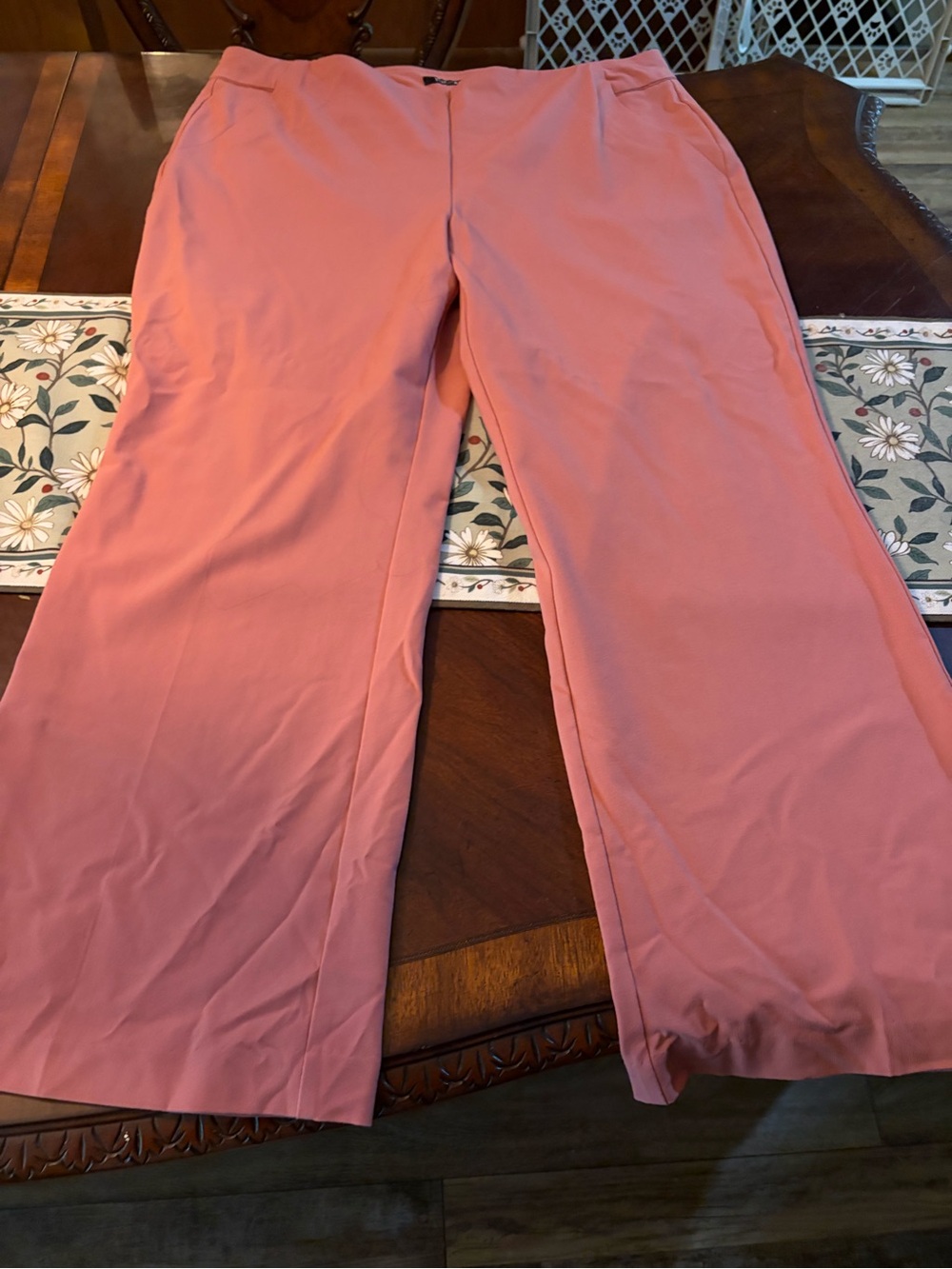 Roz & Ali Wide-Leg Rose Pink Dress Pants